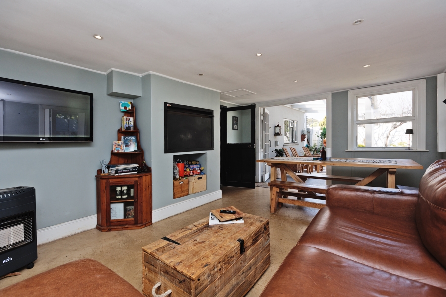 4 Bedroom Property for Sale in Wynberg Western Cape
